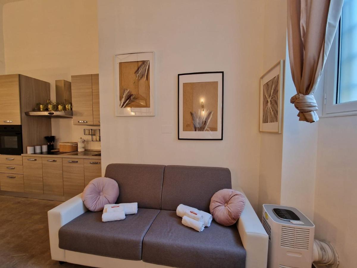 דירות Regina Milano In Porta Romana 2 - Sky Tv, Wifi E Breakfast Box מראה חיצוני תמונה