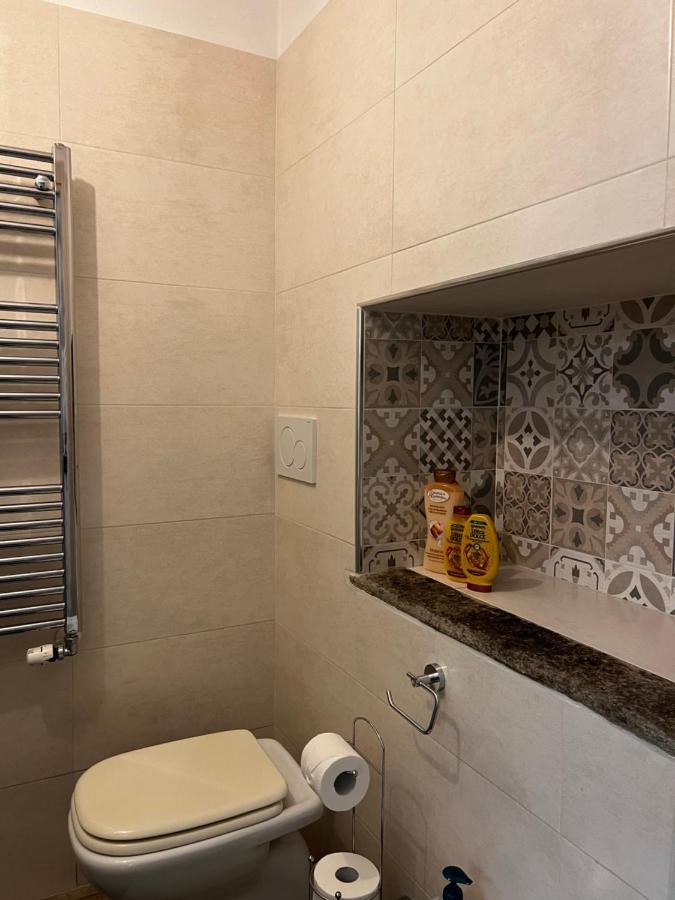 דירות Regina Milano In Porta Romana 2 - Sky Tv, Wifi E Breakfast Box מראה חיצוני תמונה